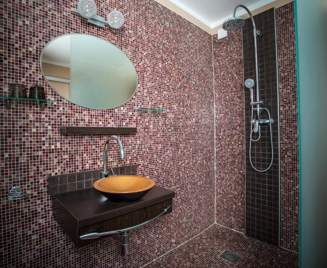 Hotel Faaker See Inn By S4Y Faak am See Ngoại thất bức ảnh