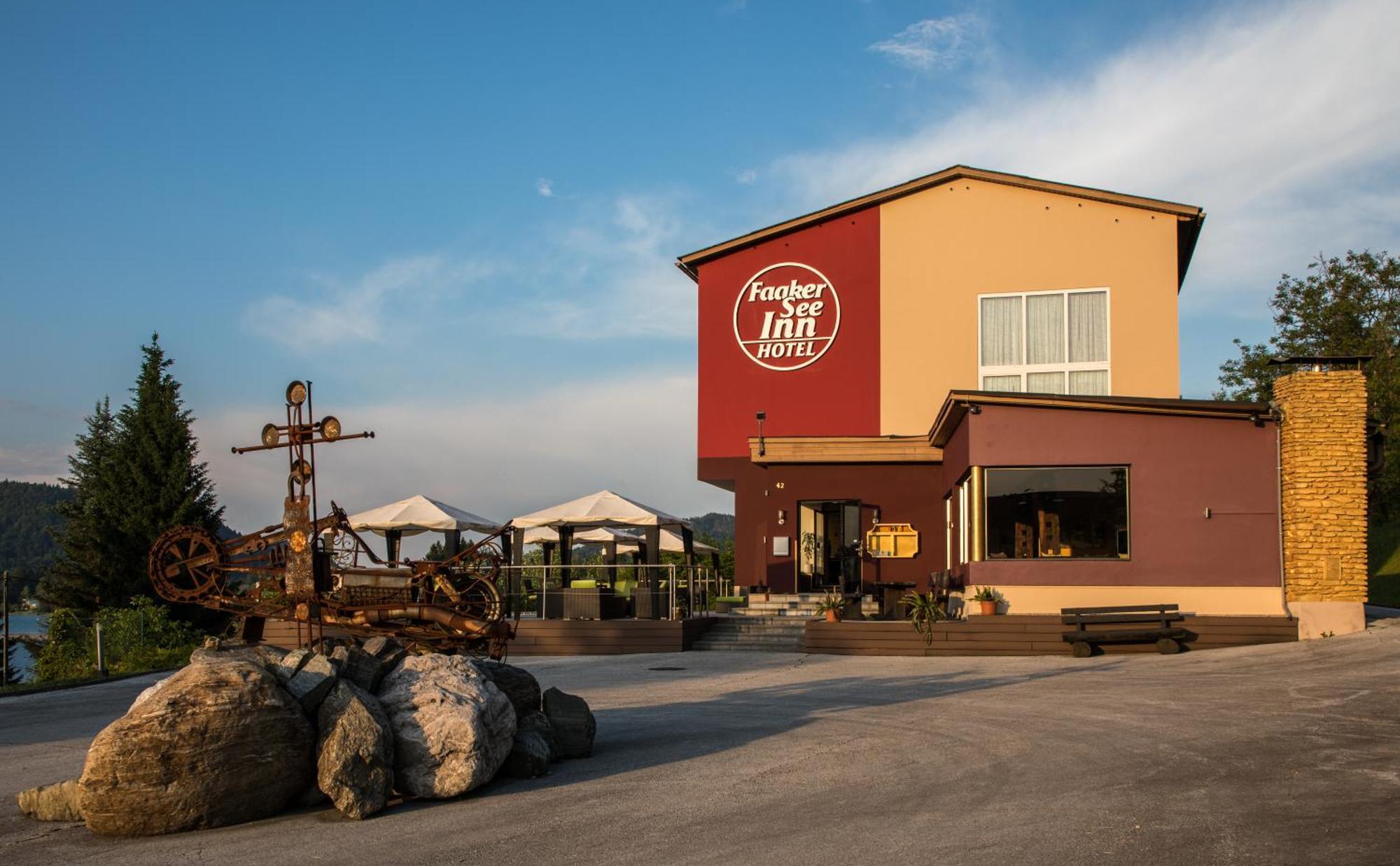 Hotel Faaker See Inn By S4Y Faak am See Ngoại thất bức ảnh